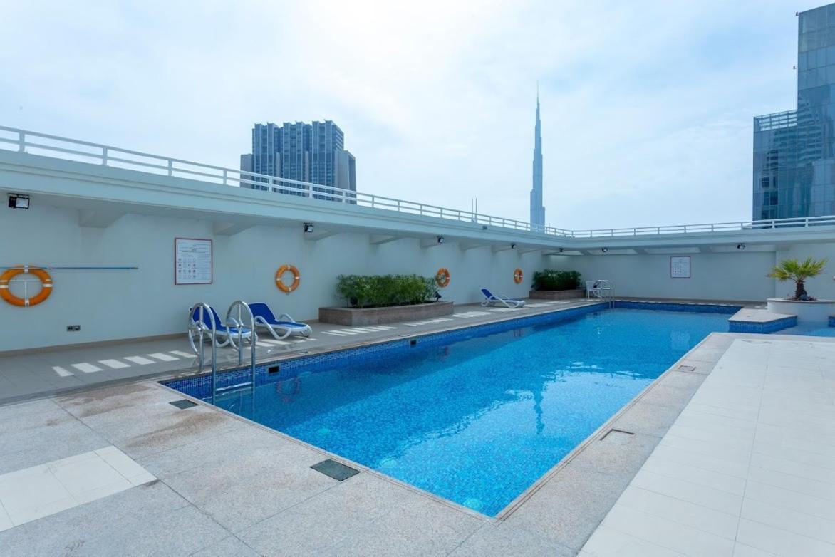 Trinity Holiday Homes - Sheikh Zayed Road Near To Financial Center Metro Station Dubai Exterior photo