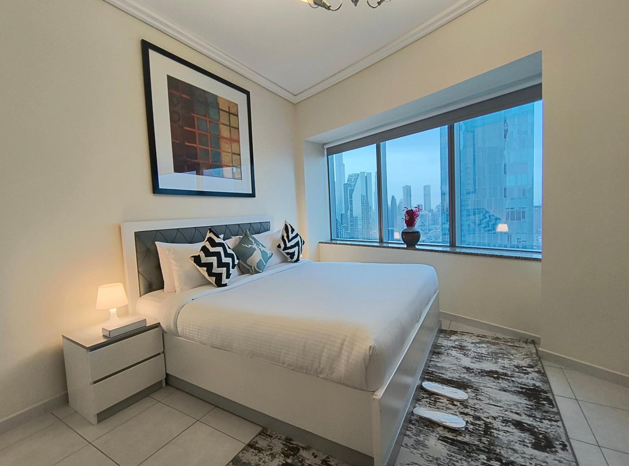 Trinity Holiday Homes - Sheikh Zayed Road Near To Financial Center Metro Station Dubai Exterior photo
