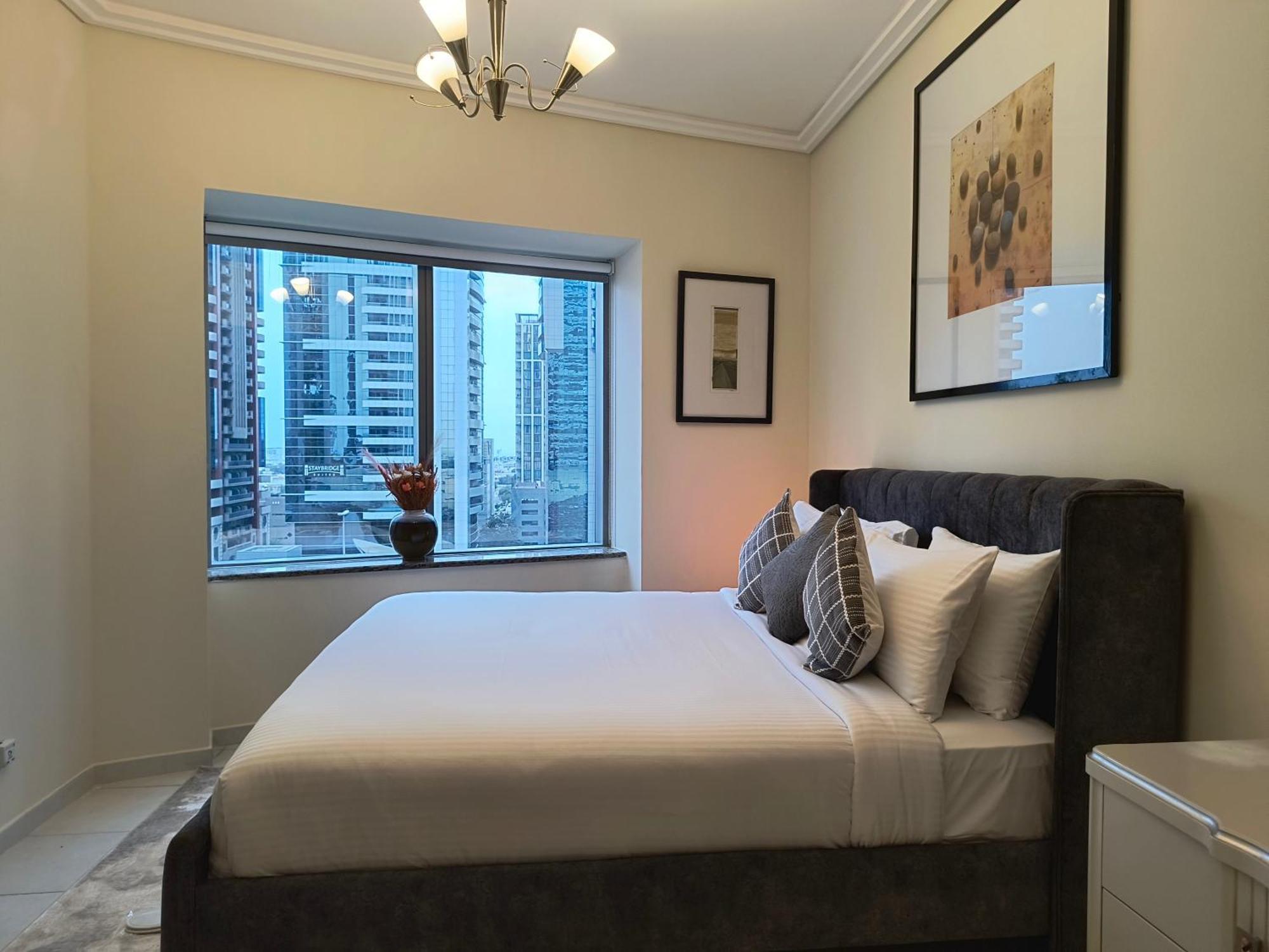 Trinity Holiday Homes - Sheikh Zayed Road Near To Financial Center Metro Station Dubai Exterior photo