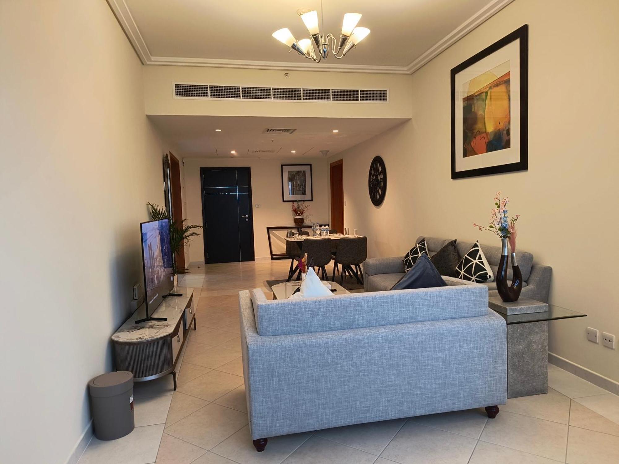 Trinity Holiday Homes - Sheikh Zayed Road Near To Financial Center Metro Station Dubai Exterior photo