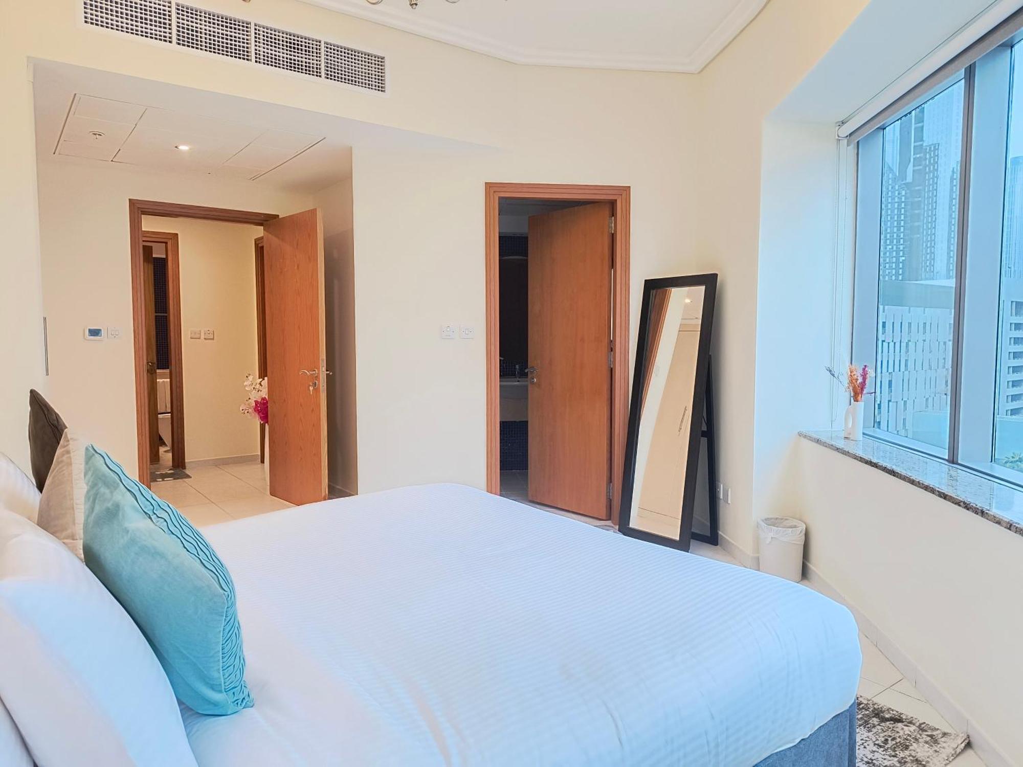 Trinity Holiday Homes - Sheikh Zayed Road Near To Financial Center Metro Station Dubai Exterior photo